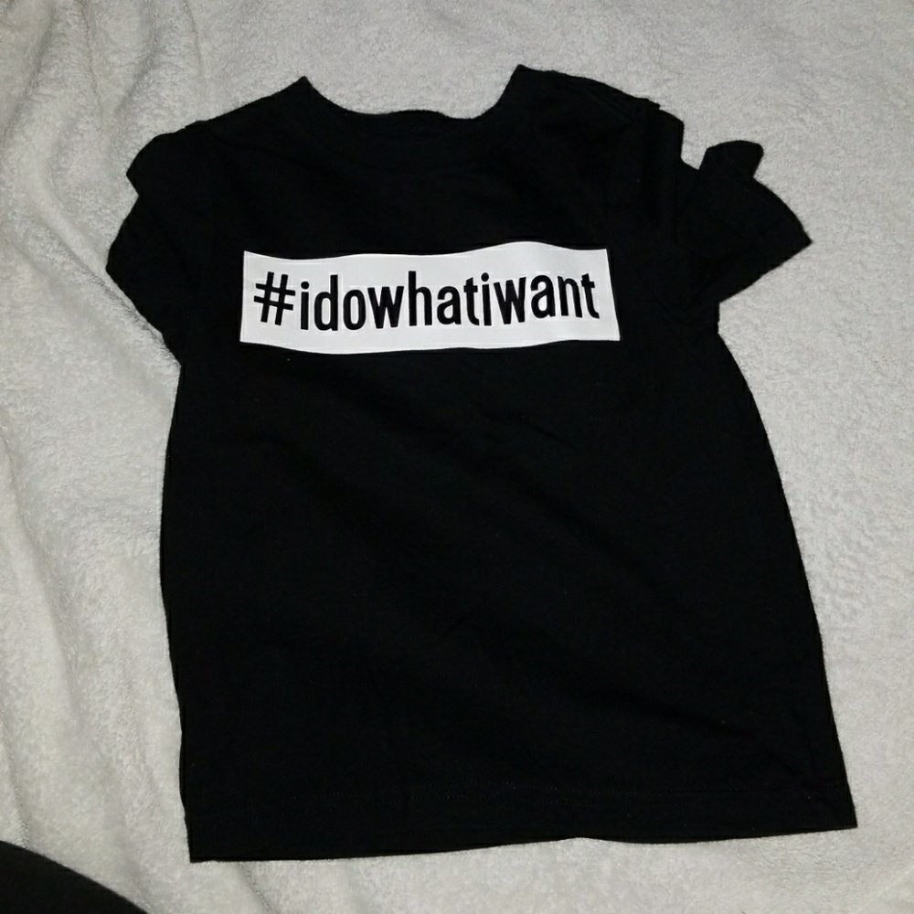 Black tee shirt